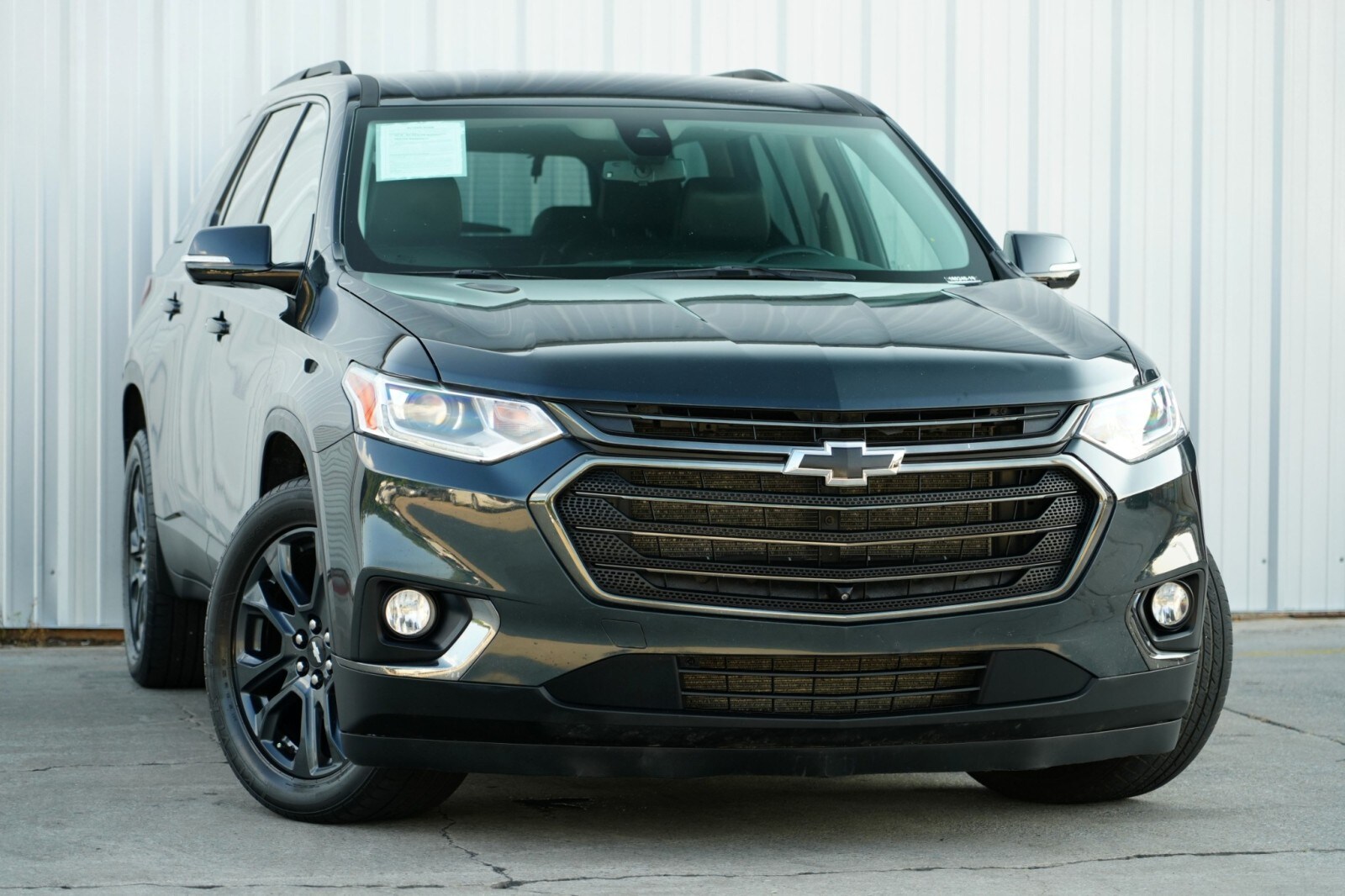 2020 Chevrolet Traverse RS photo 2