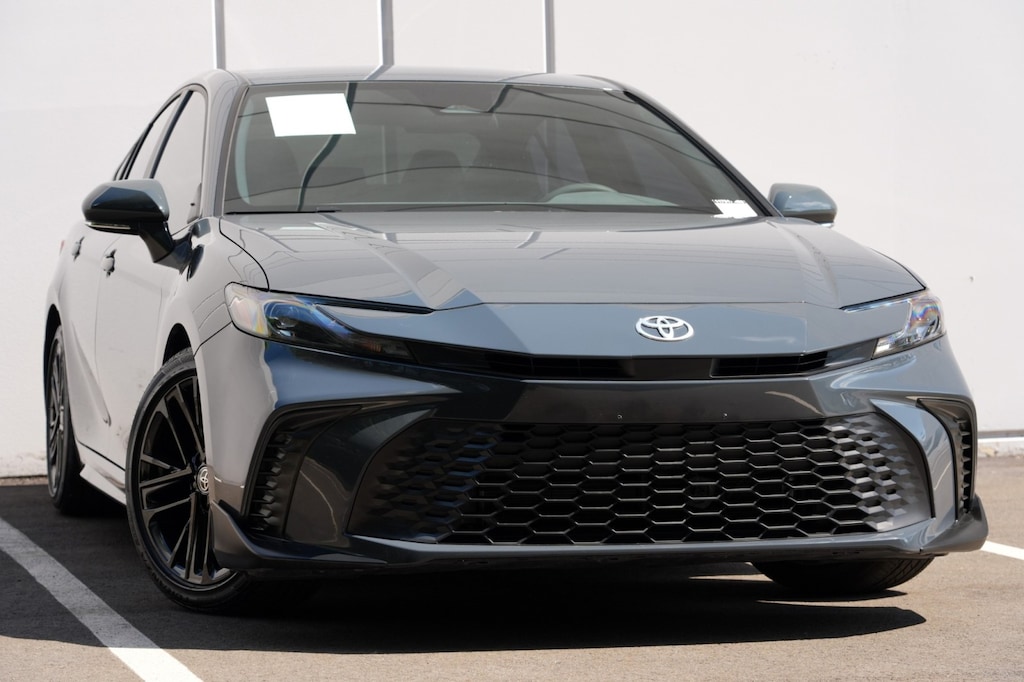 Used 2025 Toyota Camry SE Sedan
