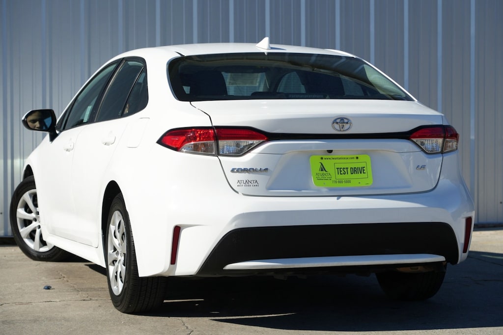 Used 2021 Toyota Corolla LE Sedan