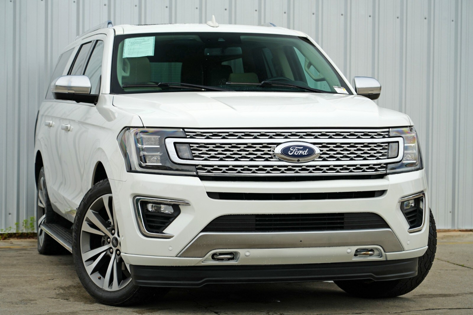 2021 Ford Expedition MAX Platinum photo 2