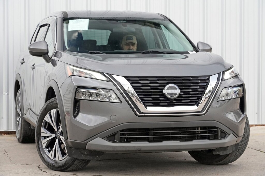 Used 2022 Nissan Rogue SV SUV