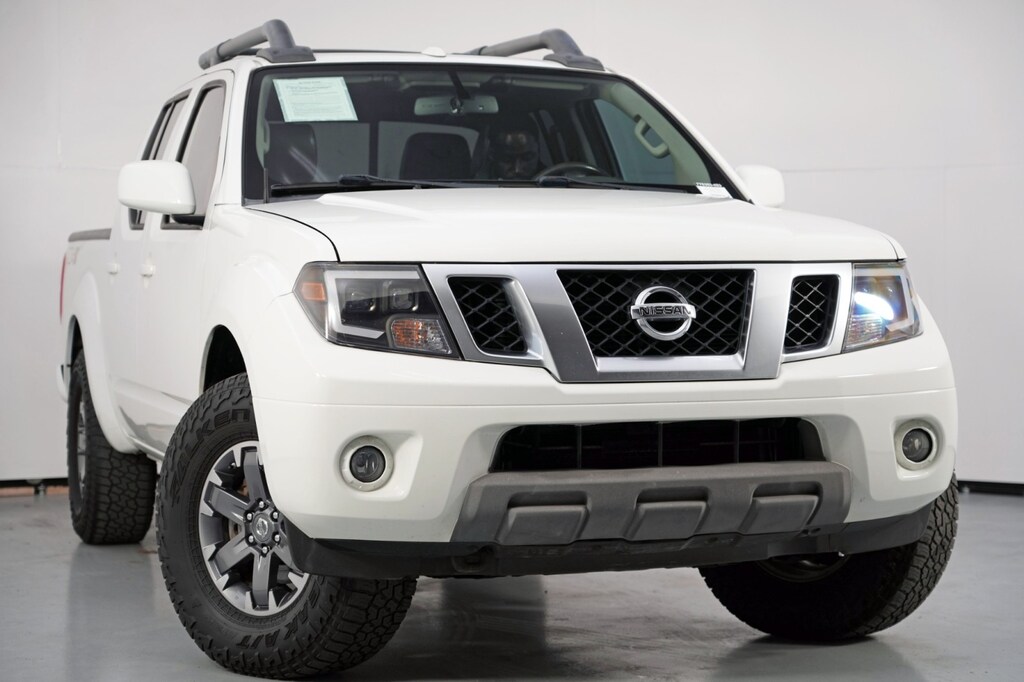 Used 2016 Nissan Frontier PRO-4X w/ Luxury Package Truck Crew Cab