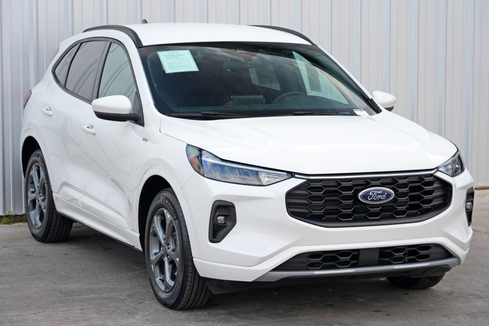 2024 Ford Escape ST-Line Select - Photo 48