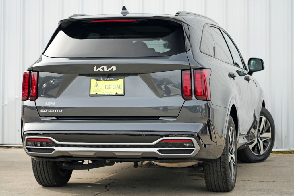 Used 2023 Kia Sorento S SUV
