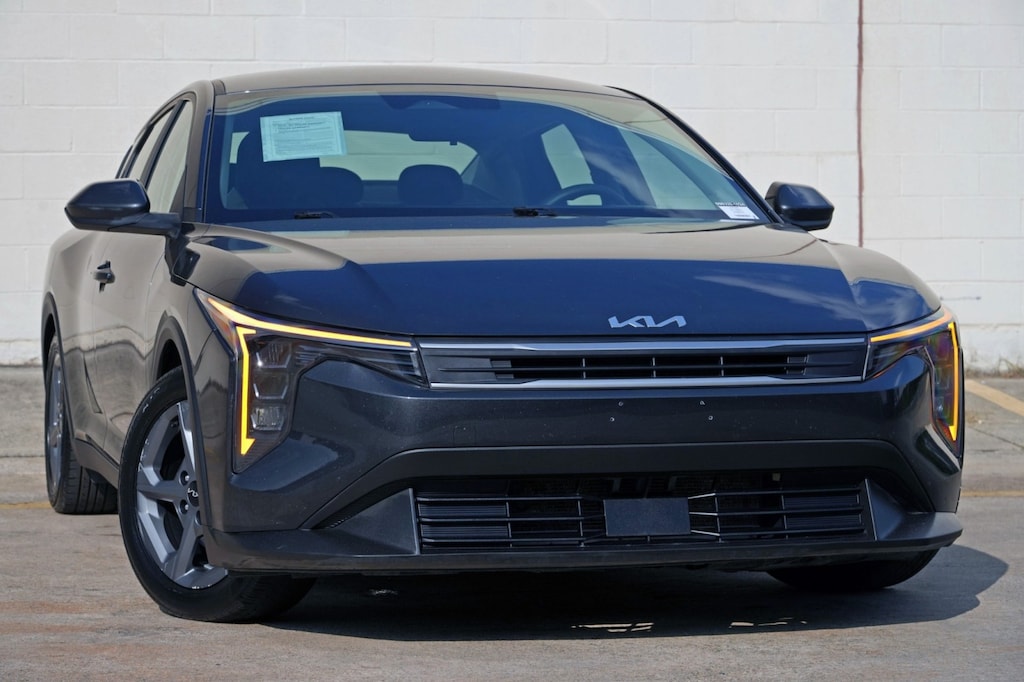 Used 2025 Kia K4 LXS Sedan