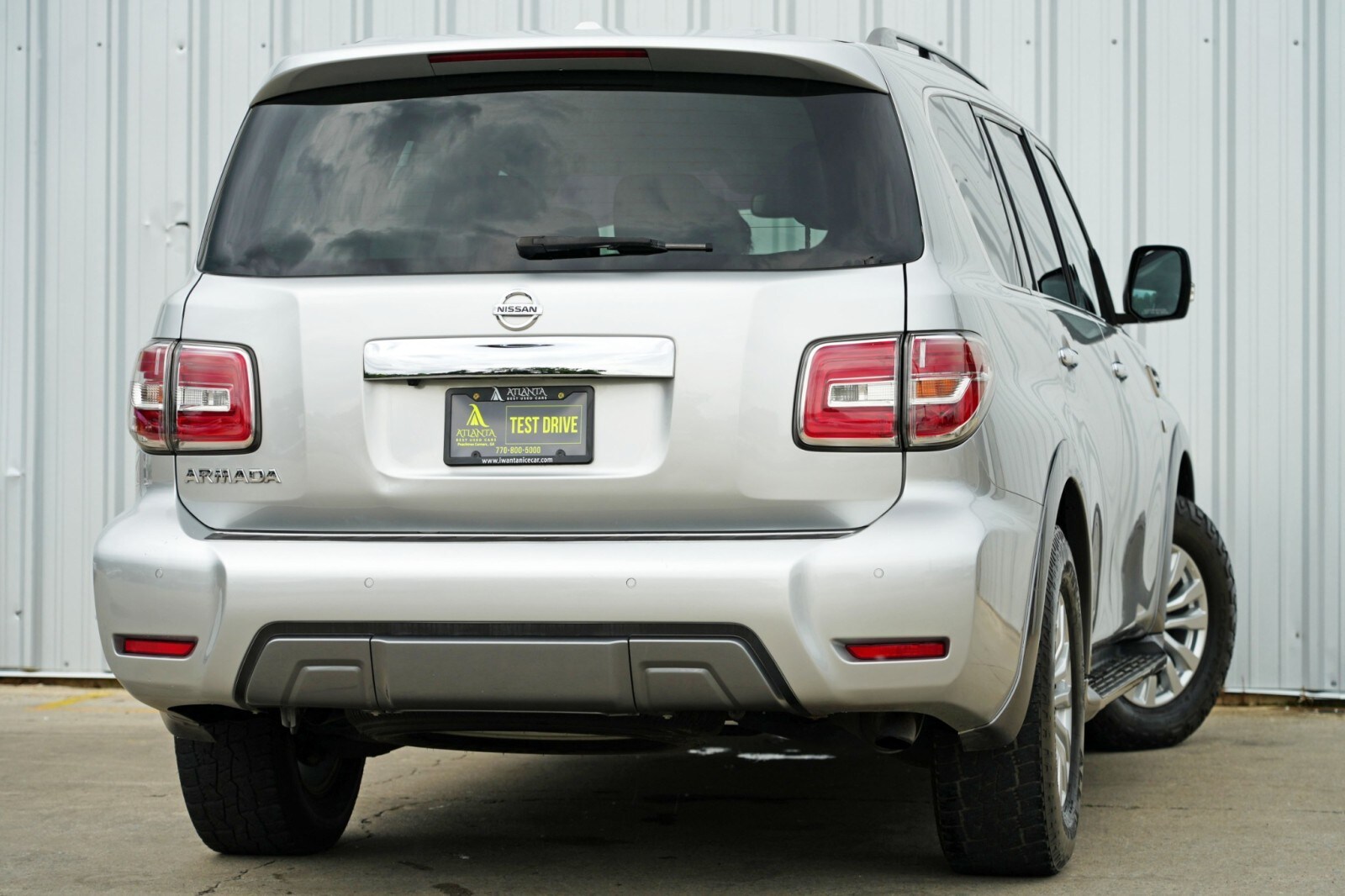 2019 Nissan Armada SV photo 3