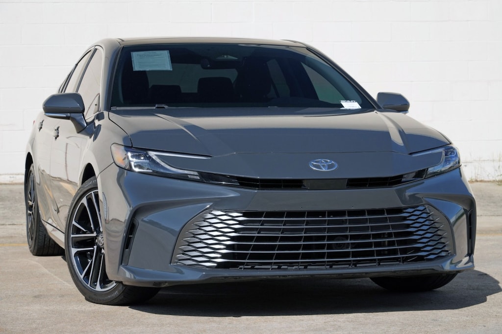 Used 2025 Toyota Camry XLE Sedan