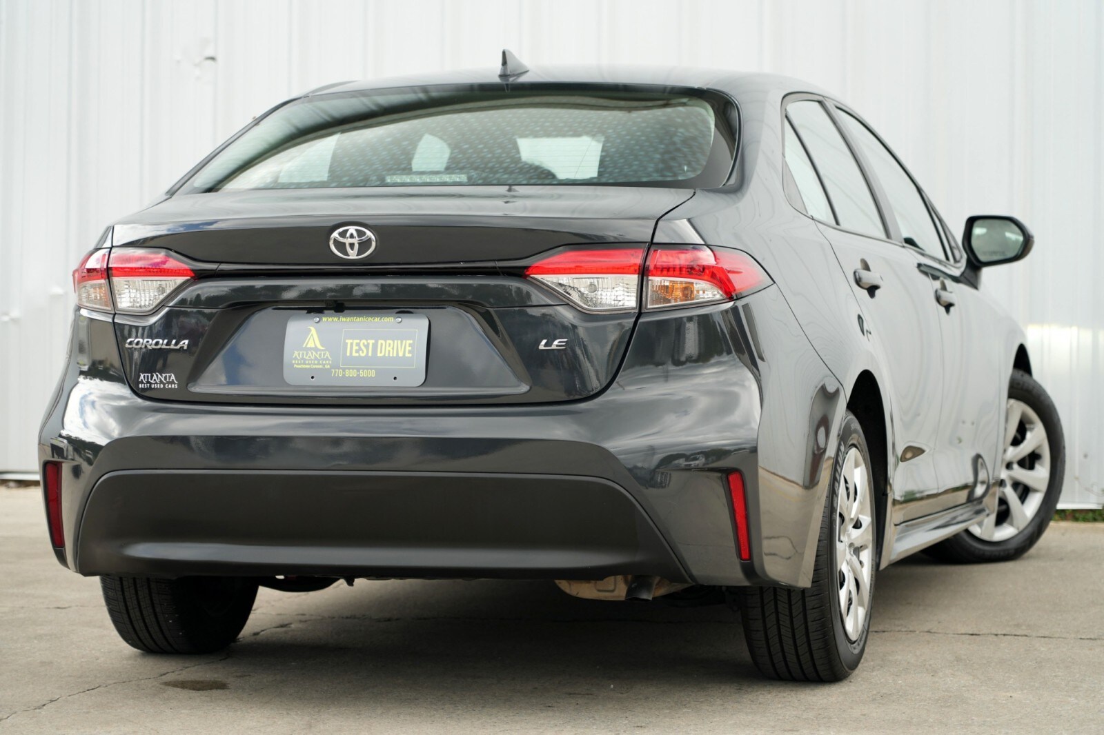 2024 Toyota Corolla LE photo 2