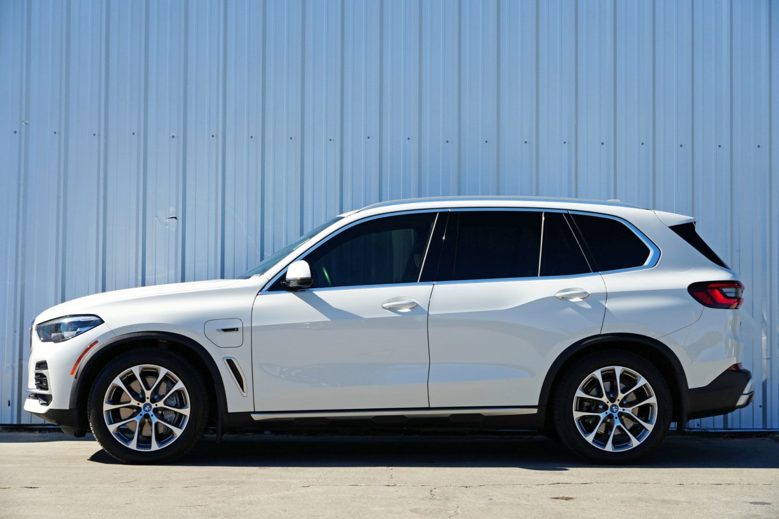 2022 BMW X5 45e - Photo 8