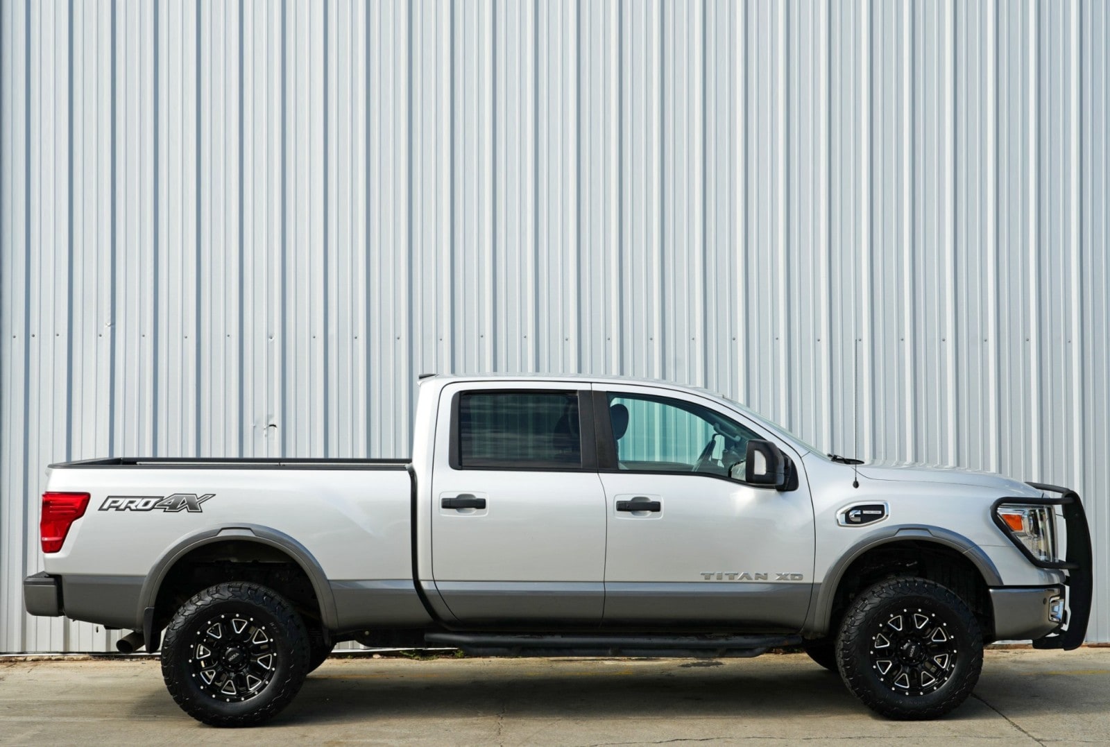 2019 Nissan Titan XD Pro-4X - Photo 48