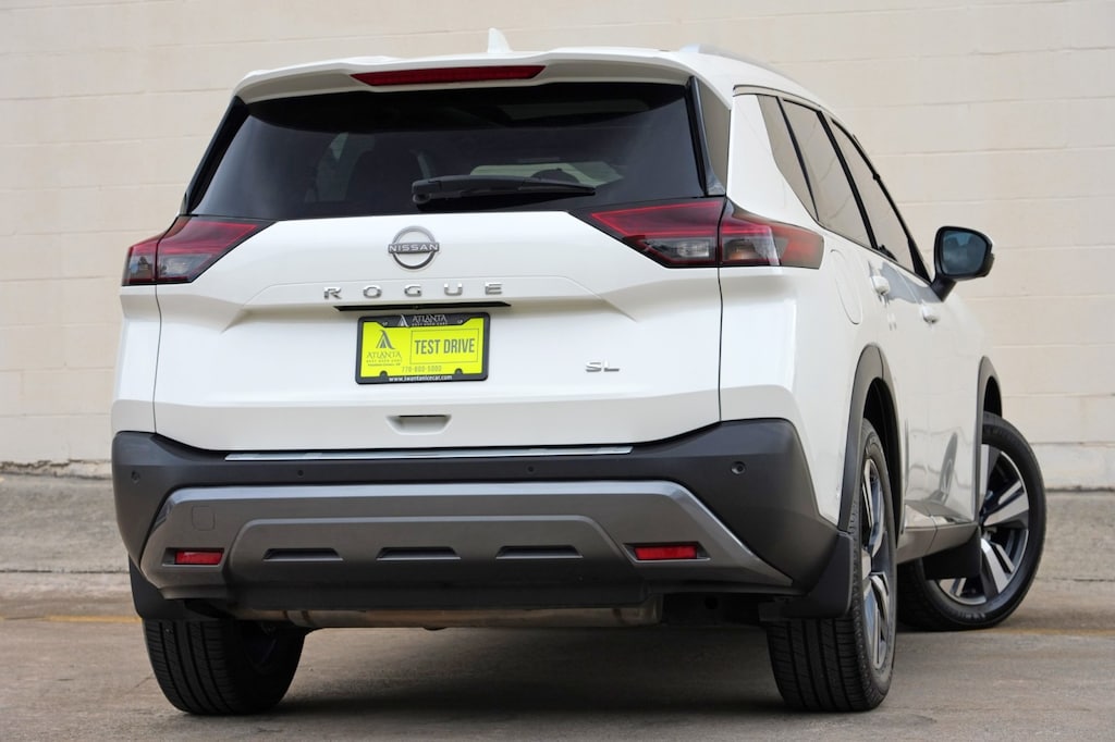 Used 2023 Nissan Rogue SL w/ Premium Package SUV