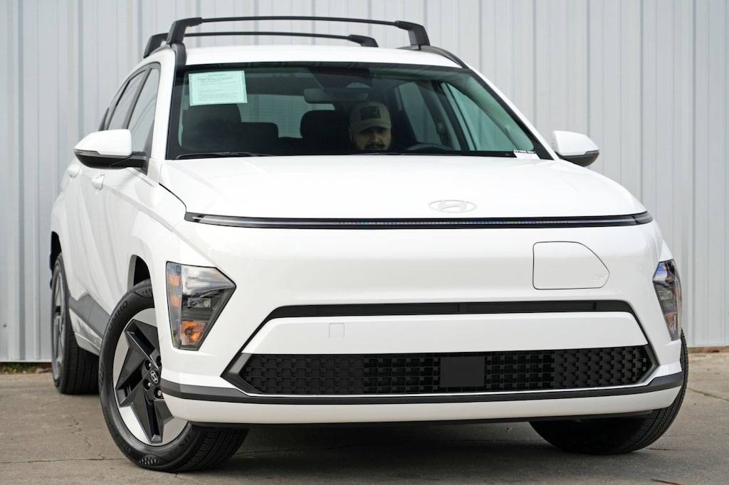 Used 2025 Hyundai Kona Electric SEL SUV