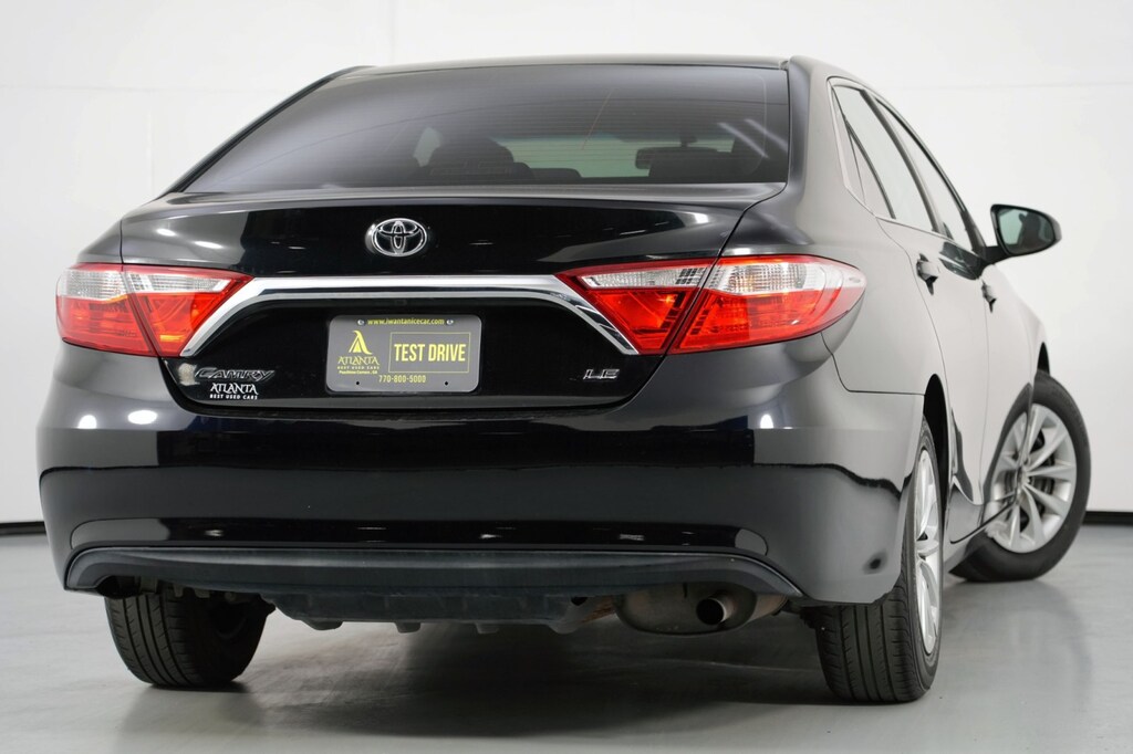 Used 2016 Toyota Camry LE Sedan