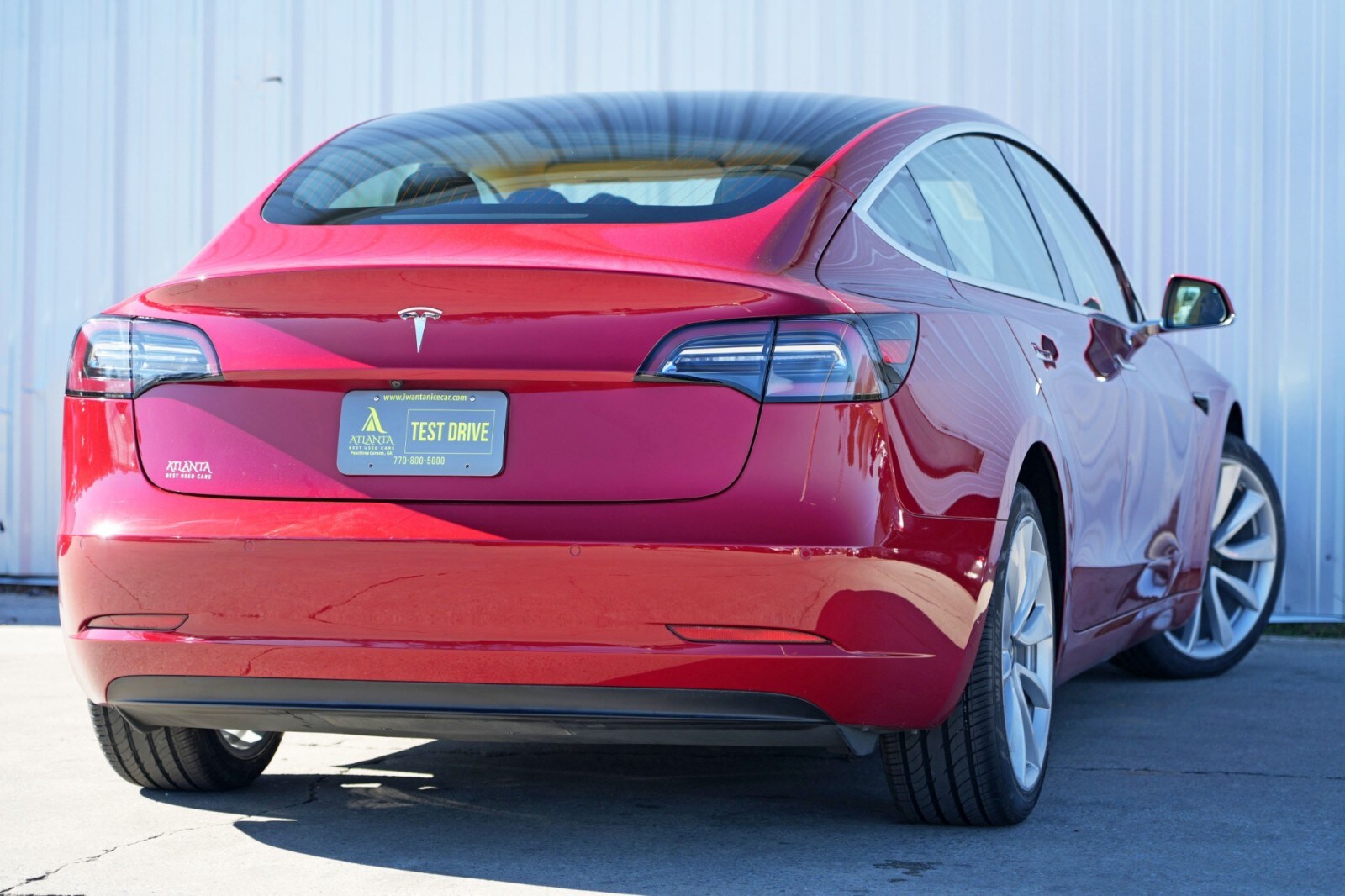 2020 Tesla Model 3 Standard Range Plus photo 3