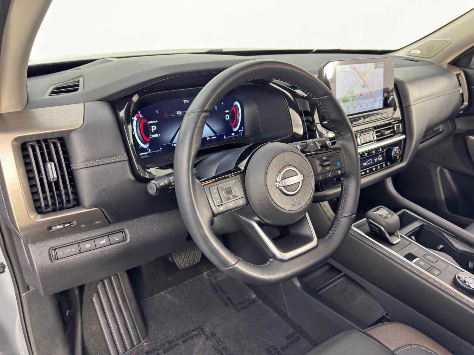 2024 Nissan Pathfinder Platinum - Photo 13