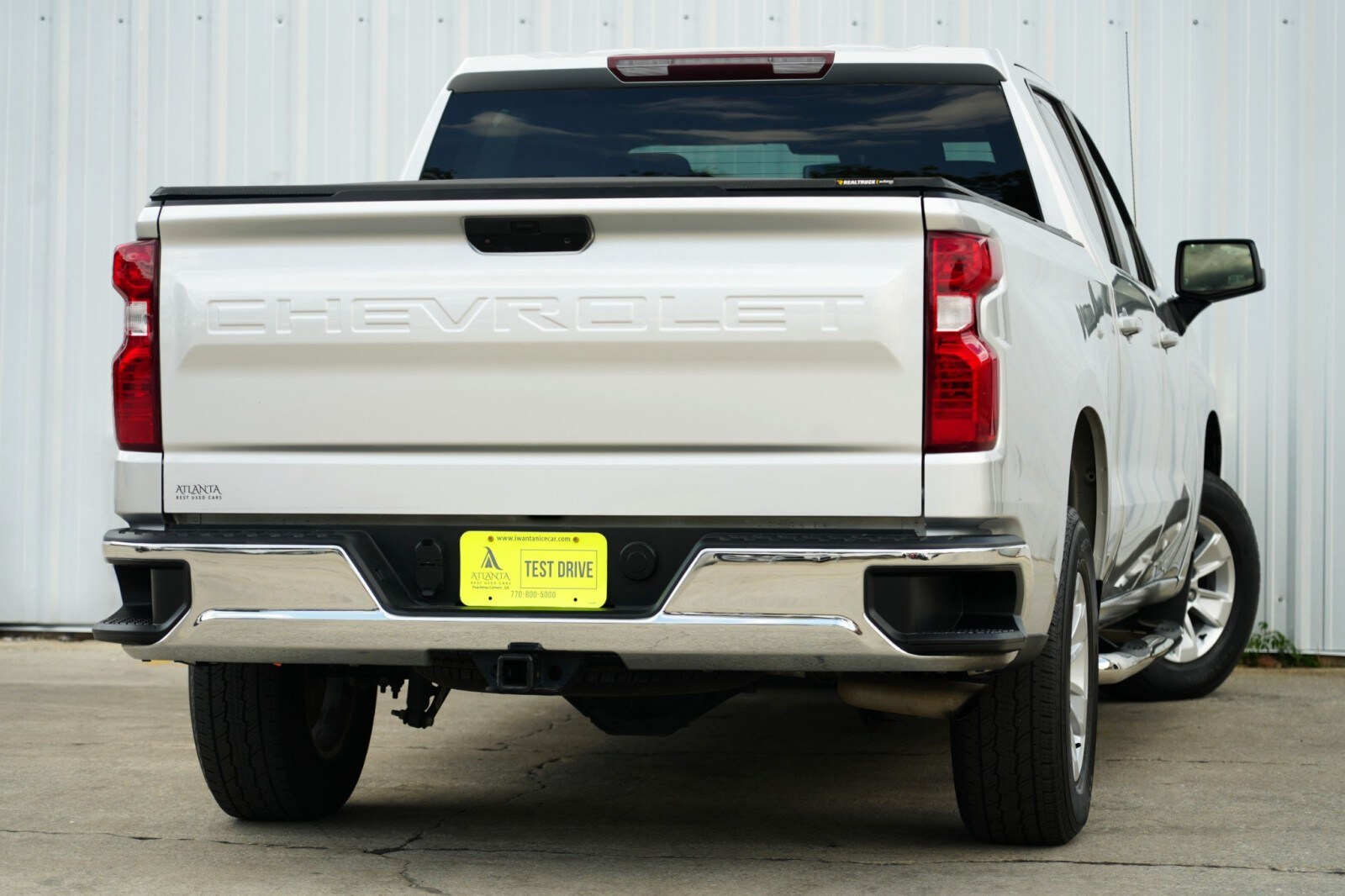 2021 Chevrolet Silverado 1500 LT photo 3