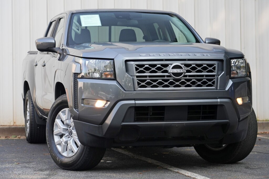 Used 2022 Nissan Frontier SV w/ Tech & Convenience Packages Truck Crew Cab