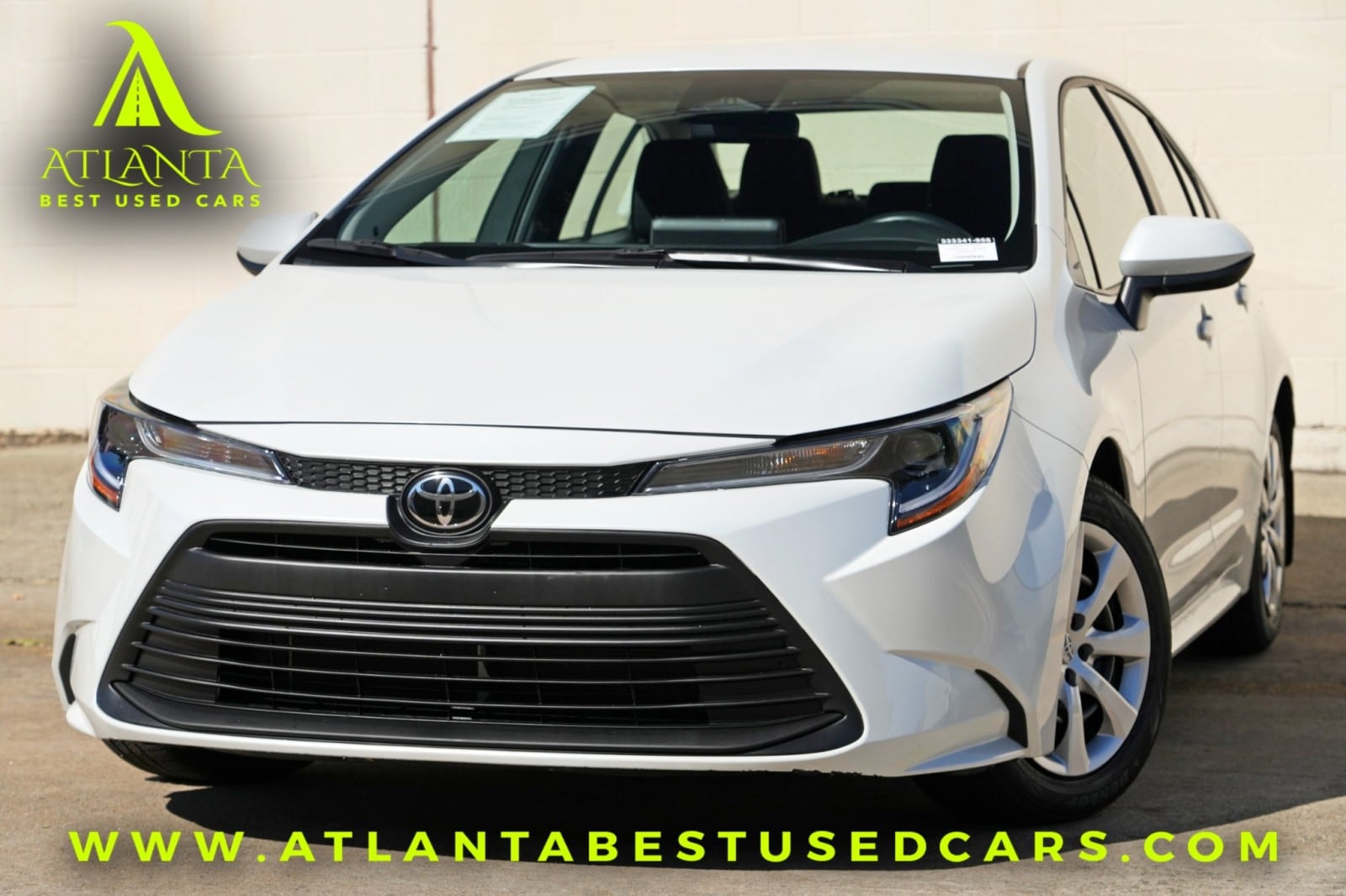 2025 Toyota Corolla LE CVT's photo