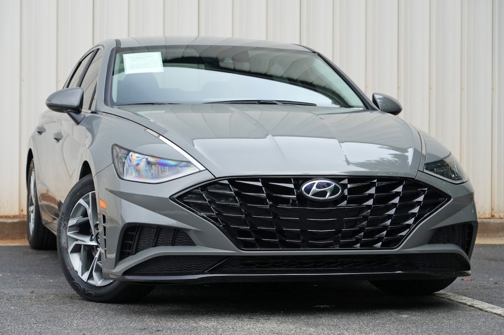 Used 2022 Hyundai Sonata SEL Sedan