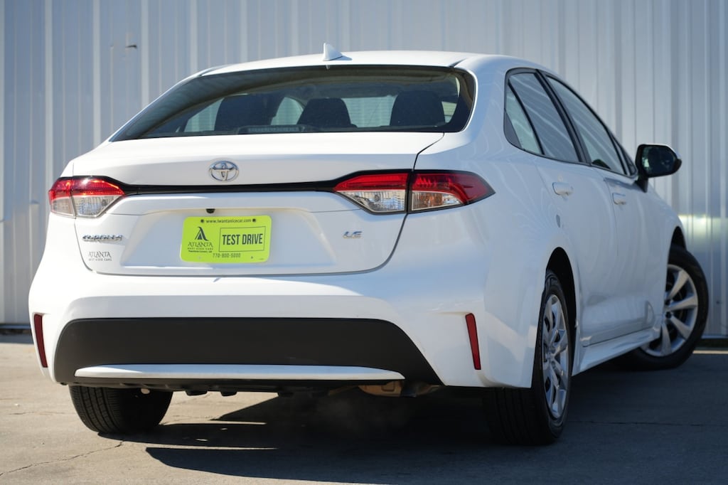 Used 2021 Toyota Corolla LE Sedan