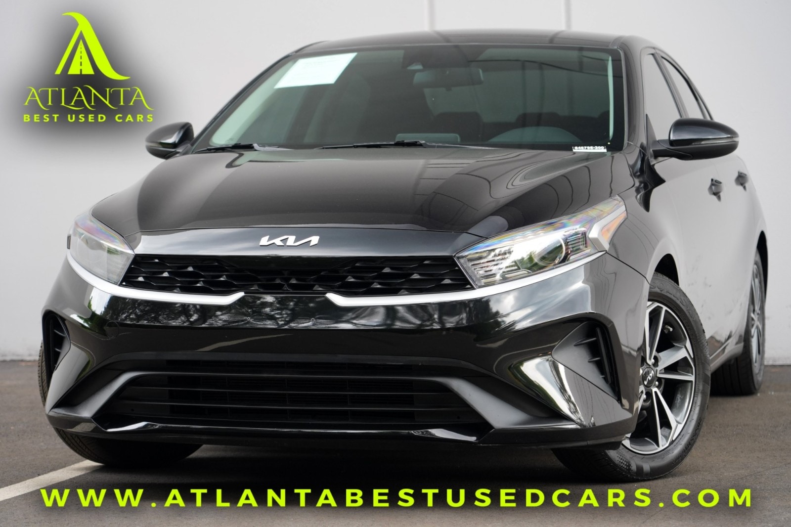 2023 Kia Forte LXS AT's photo