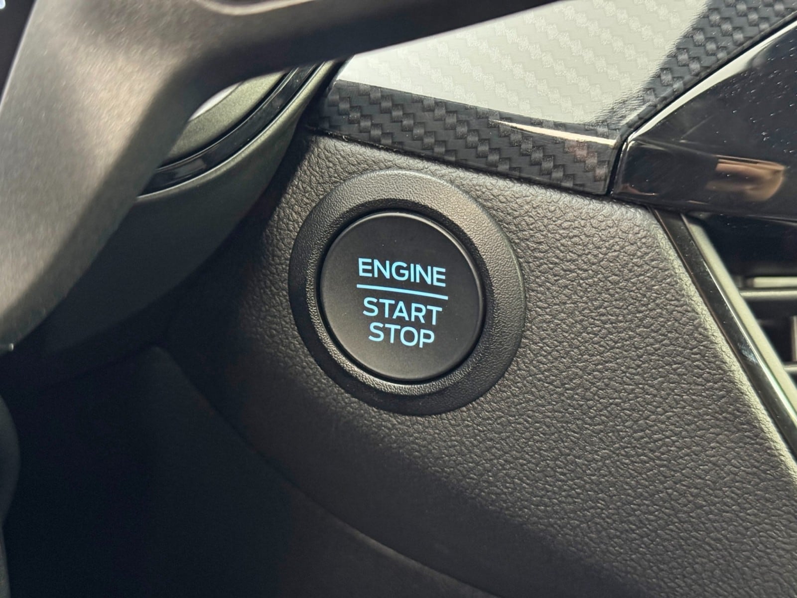 2024 Ford Escape ST-Line Select - Photo 21