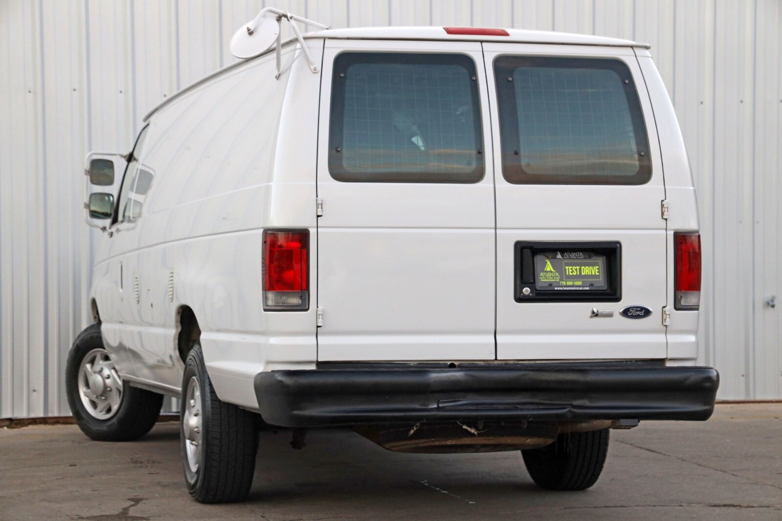 2010 Ford E-350 Cargo photo 4
