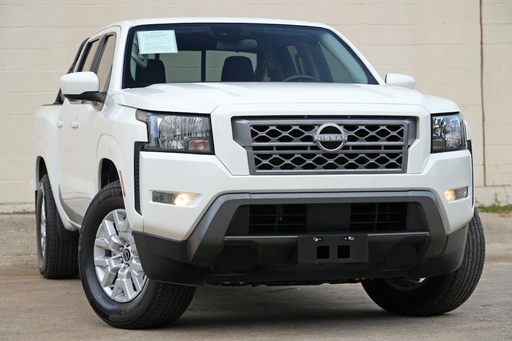 Used 2022 Nissan Frontier SV w/ Tech & Convenience Packages Truck Crew Cab
