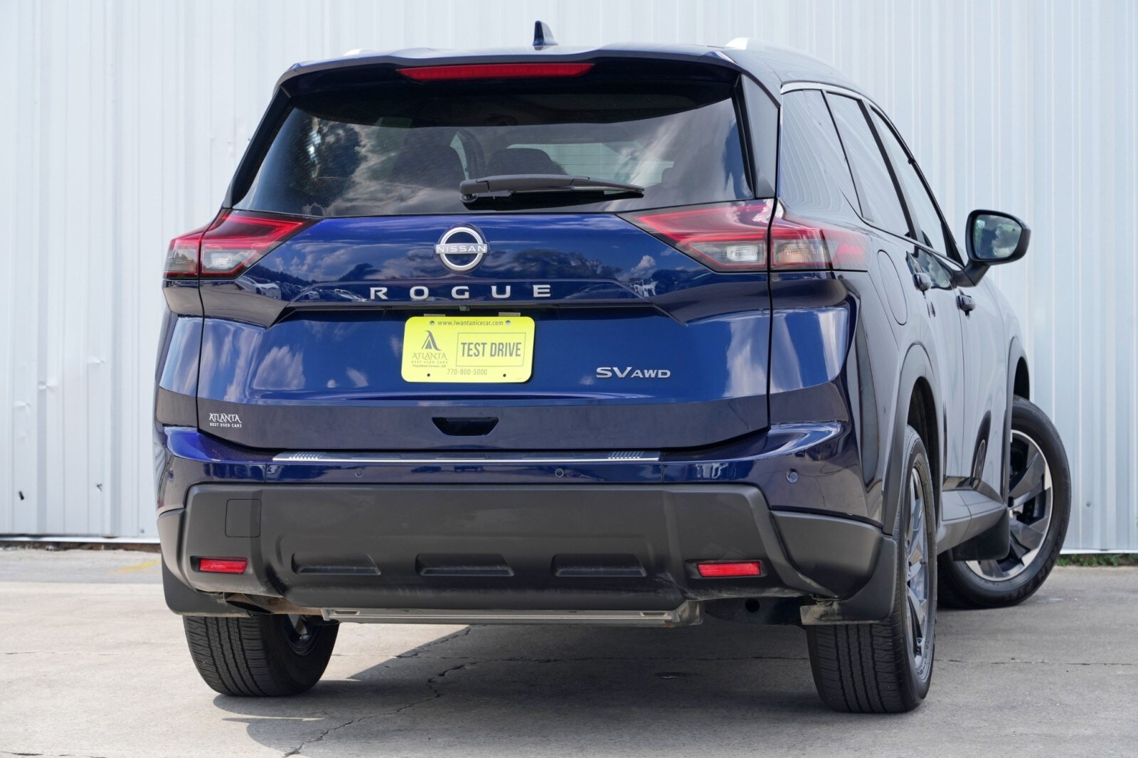 2024 Nissan Rogue SV photo 3