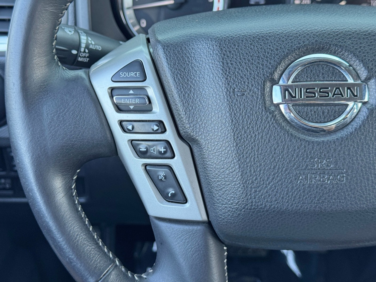 2019 Nissan Titan XD Pro-4X - Photo 19