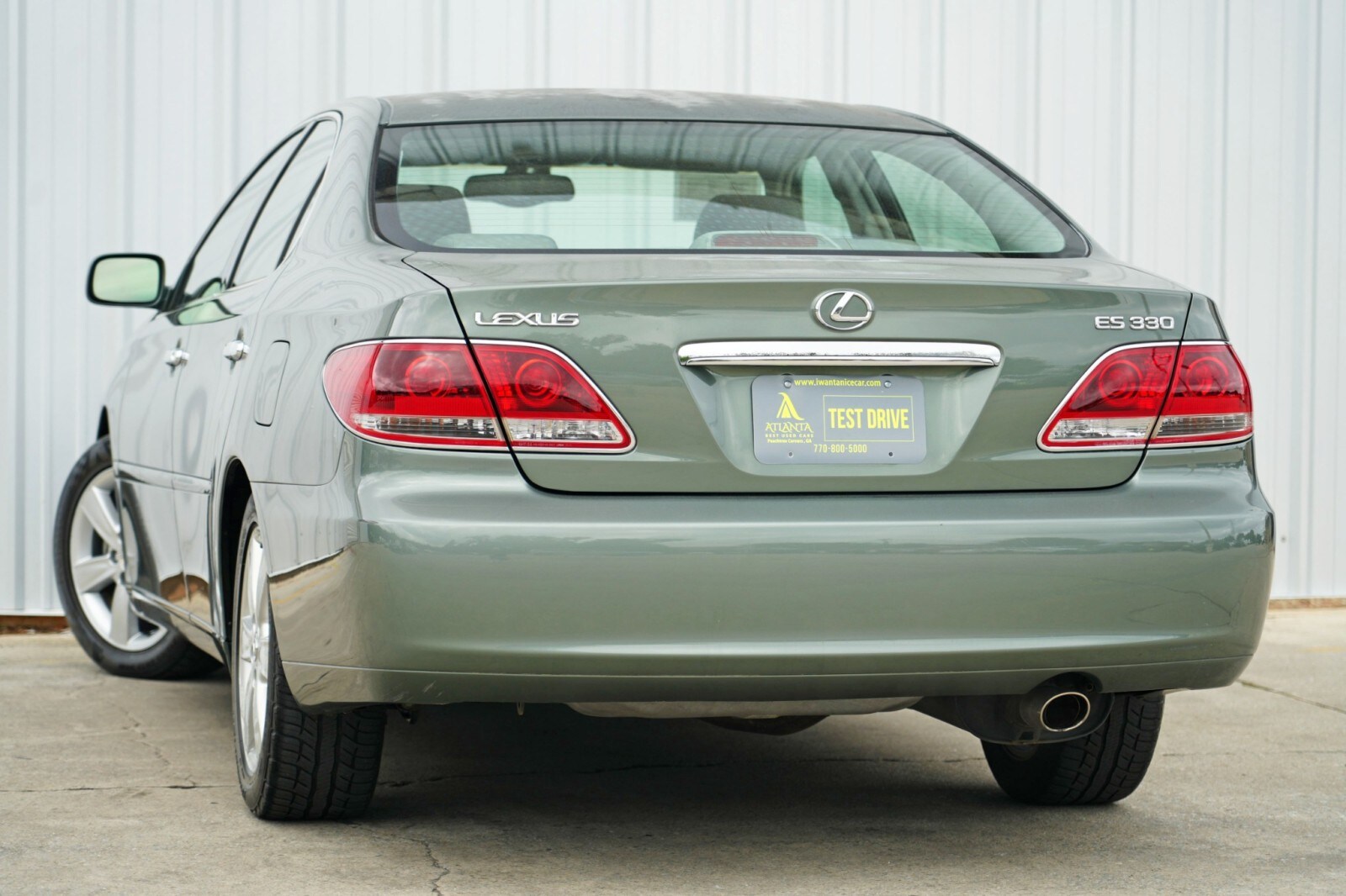 2005 Lexus ES 330 photo 2