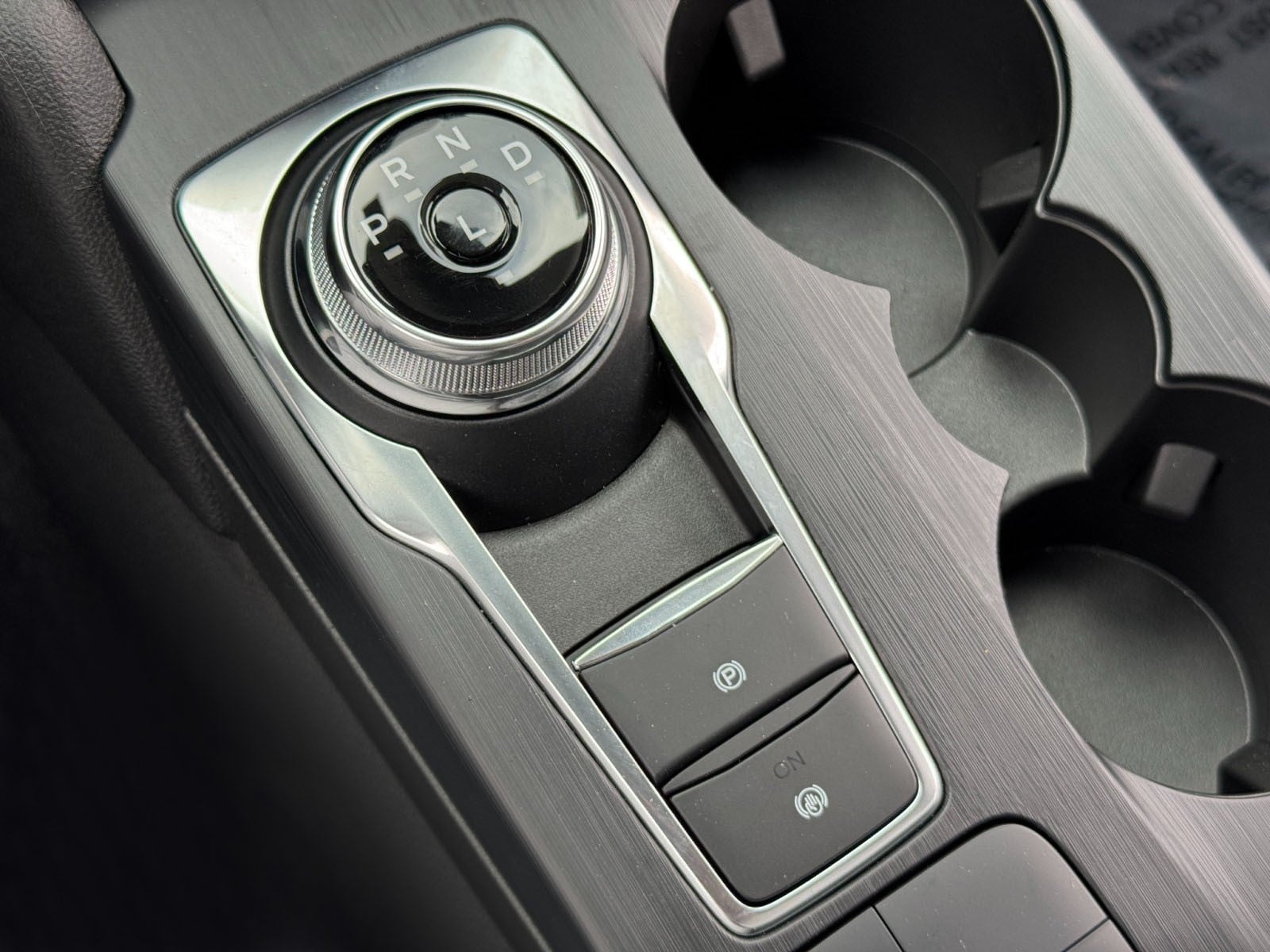 2024 Ford Escape ST-Line Select - Photo 28
