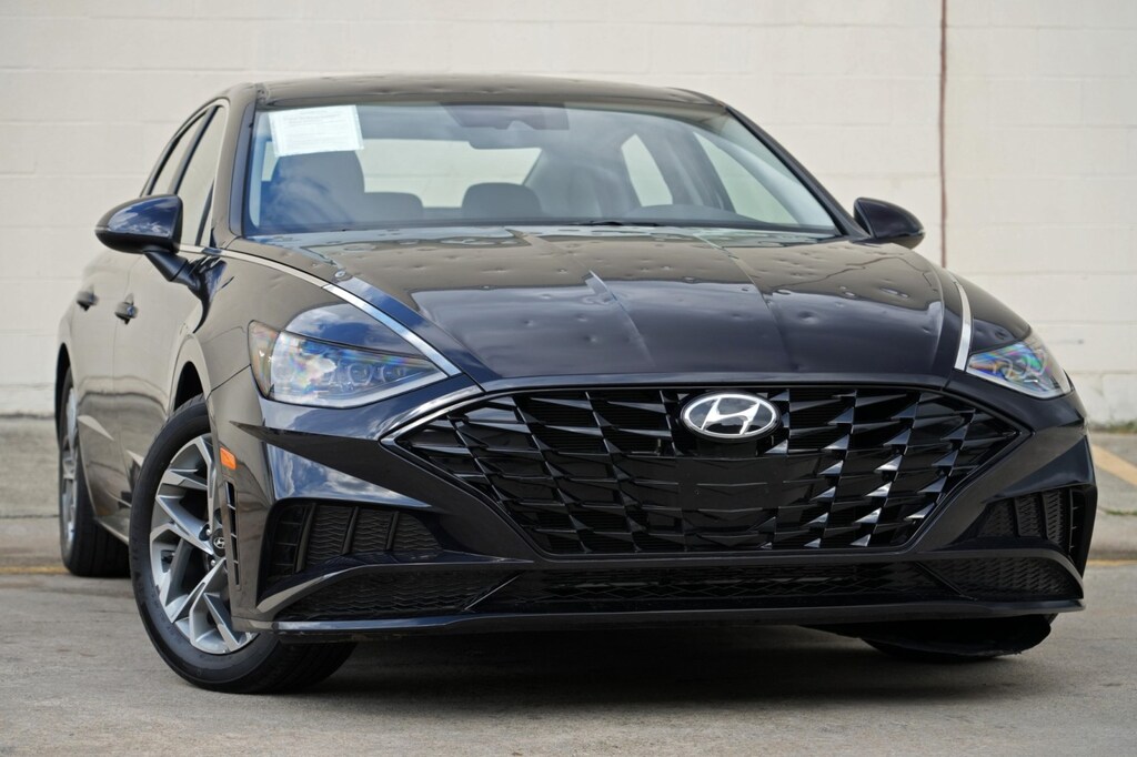 Used 2023 Hyundai Sonata SEL Sedan