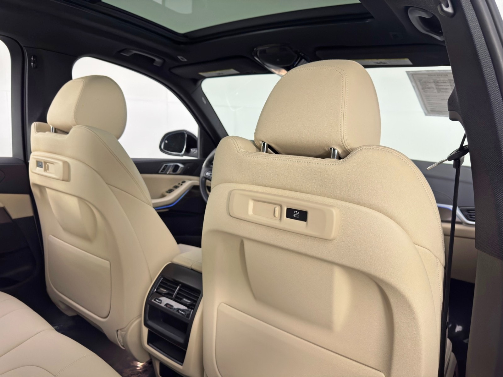 2022 BMW X5 45e - Photo 42