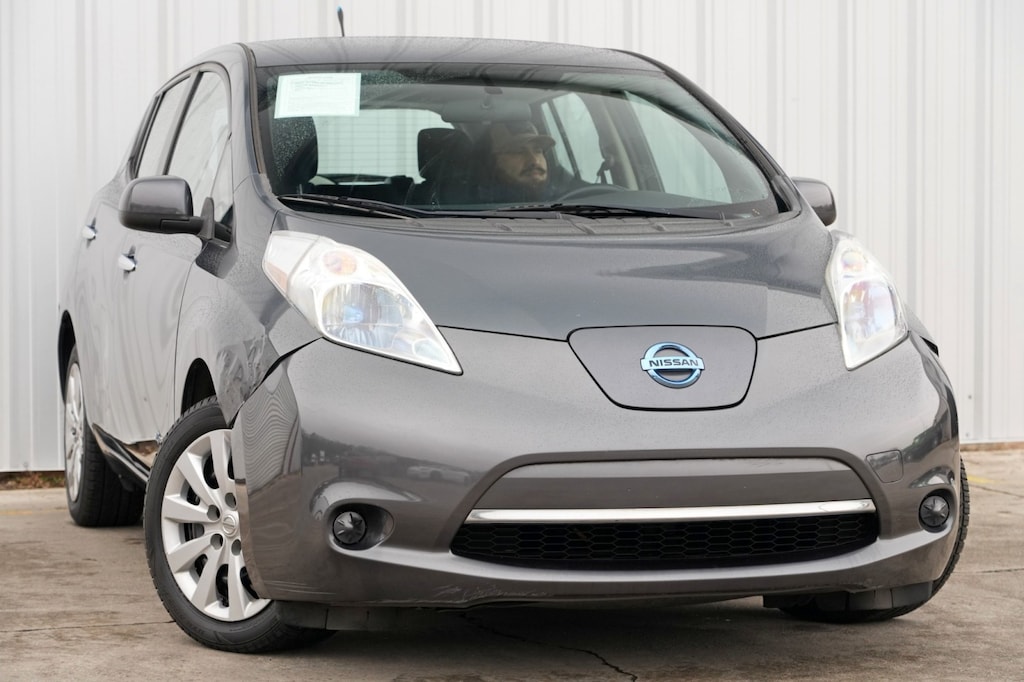 Used 2013 Nissan LEAF S Hatchback