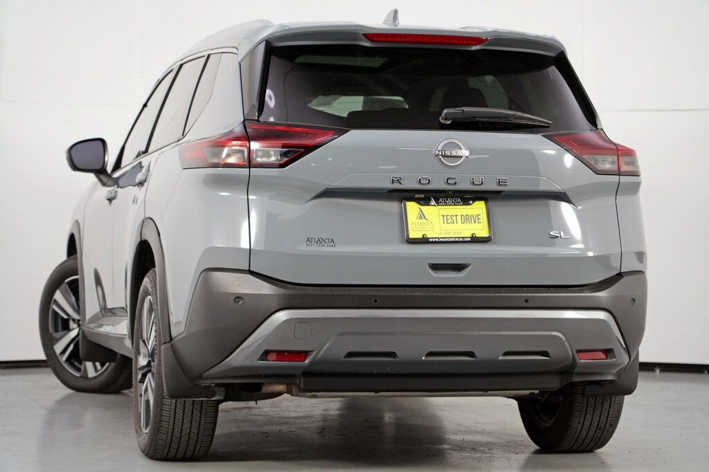 Used 2023 Nissan Rogue SL w/ Premium Package SUV