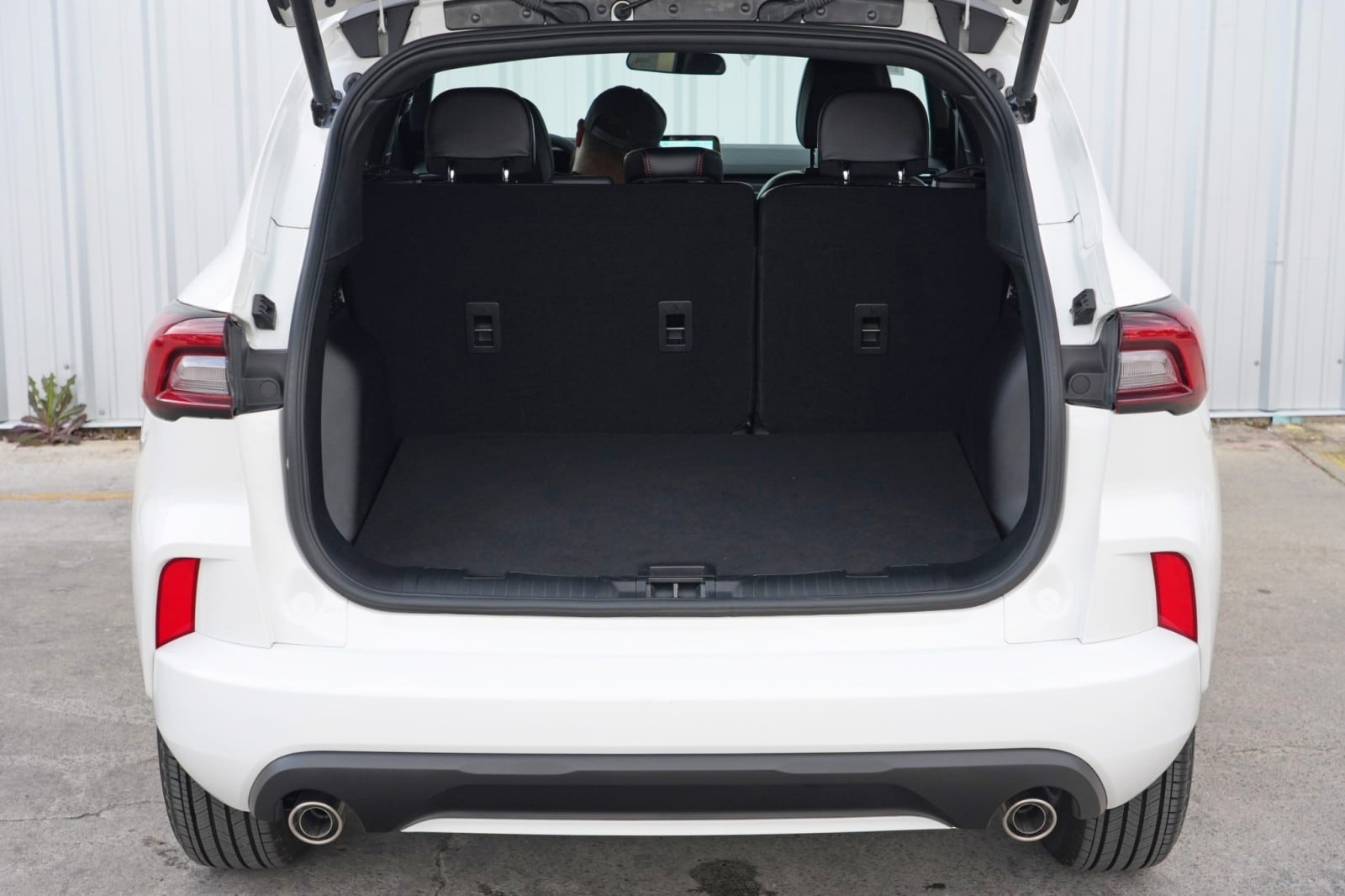 2024 Ford Escape ST-Line Select - Photo 9