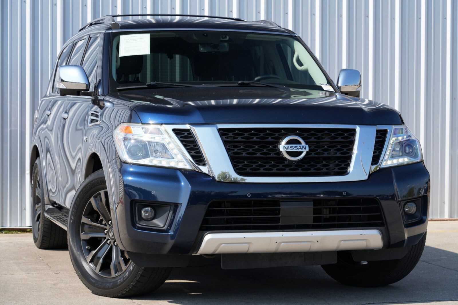 2018 Nissan Armada Platinum photo 2