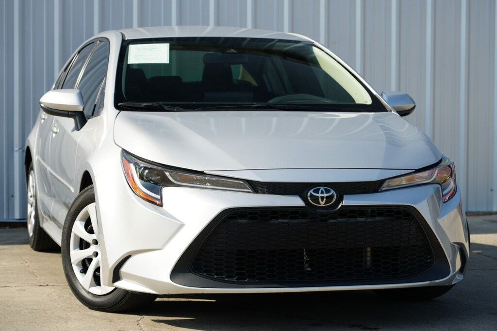 Used 2022 Toyota Corolla LE Sedan