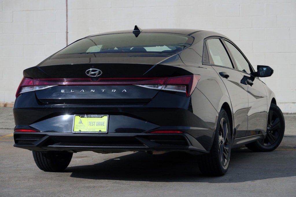 Used 2021 Hyundai Elantra SEL Sedan