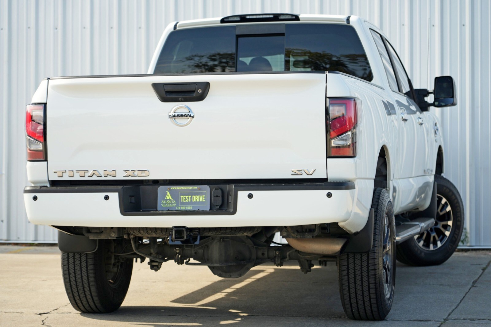 2017 Nissan Titan SV photo 2