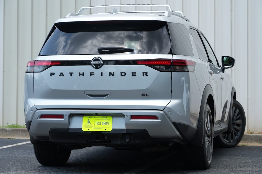 Used 2022 Nissan Pathfinder SL w/ Premium Package SUV