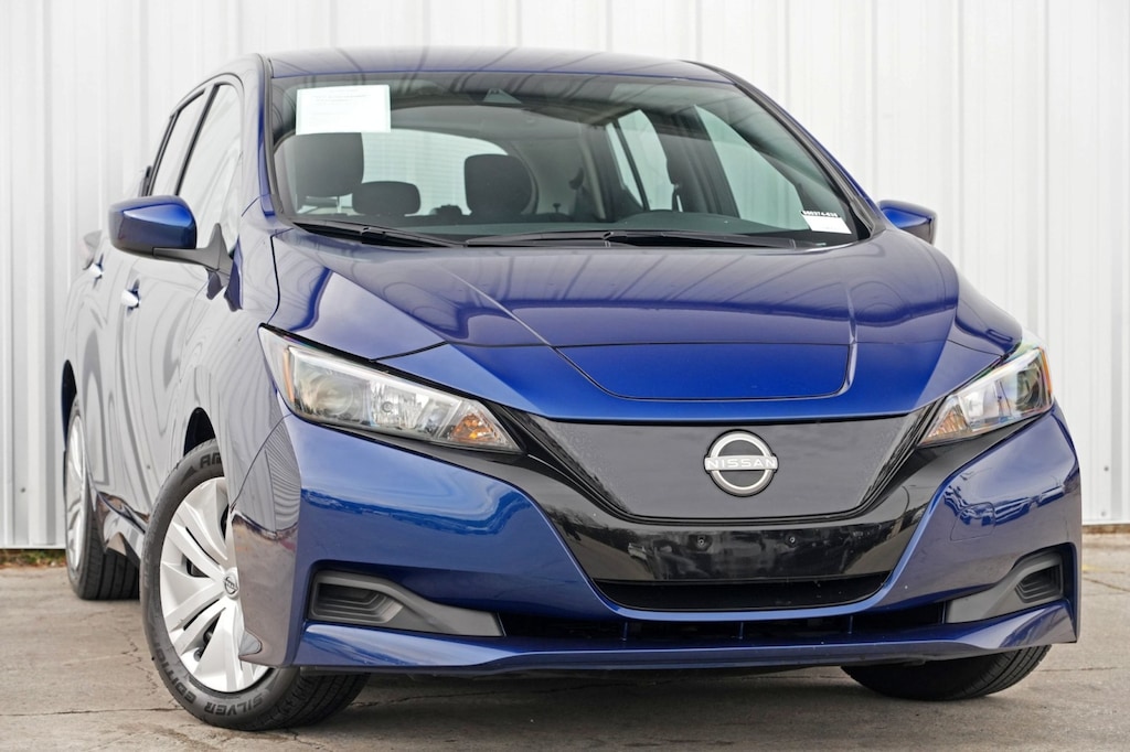 Used 2025 Nissan LEAF S Hatchback