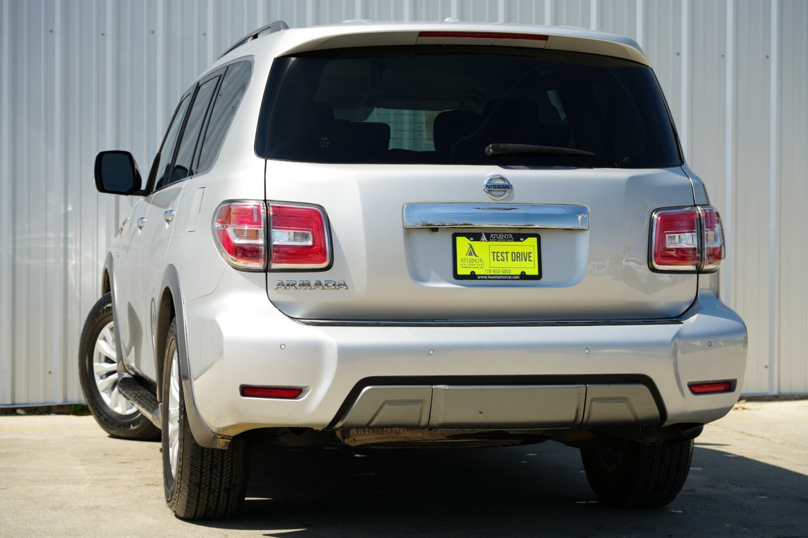 2019 Nissan Armada SV photo 4