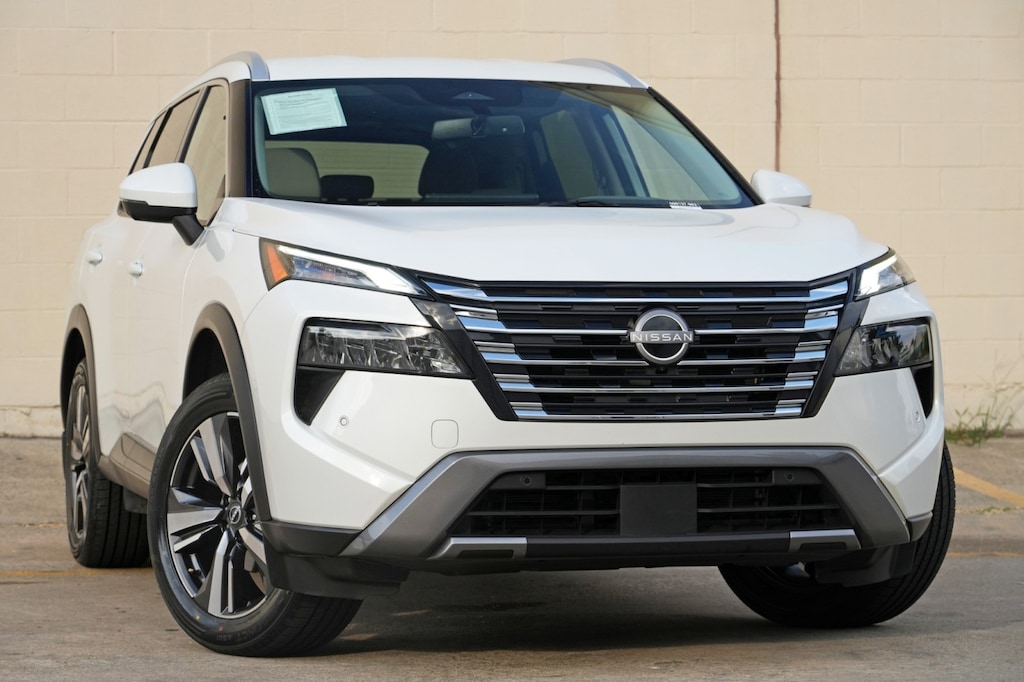 Used 2025 Nissan Rogue SL SUV