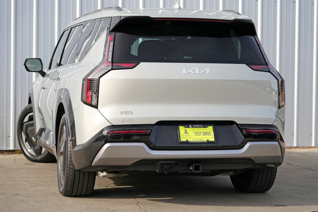 Used 2024 Kia EV9 Land w/ Relaxation Package SUV