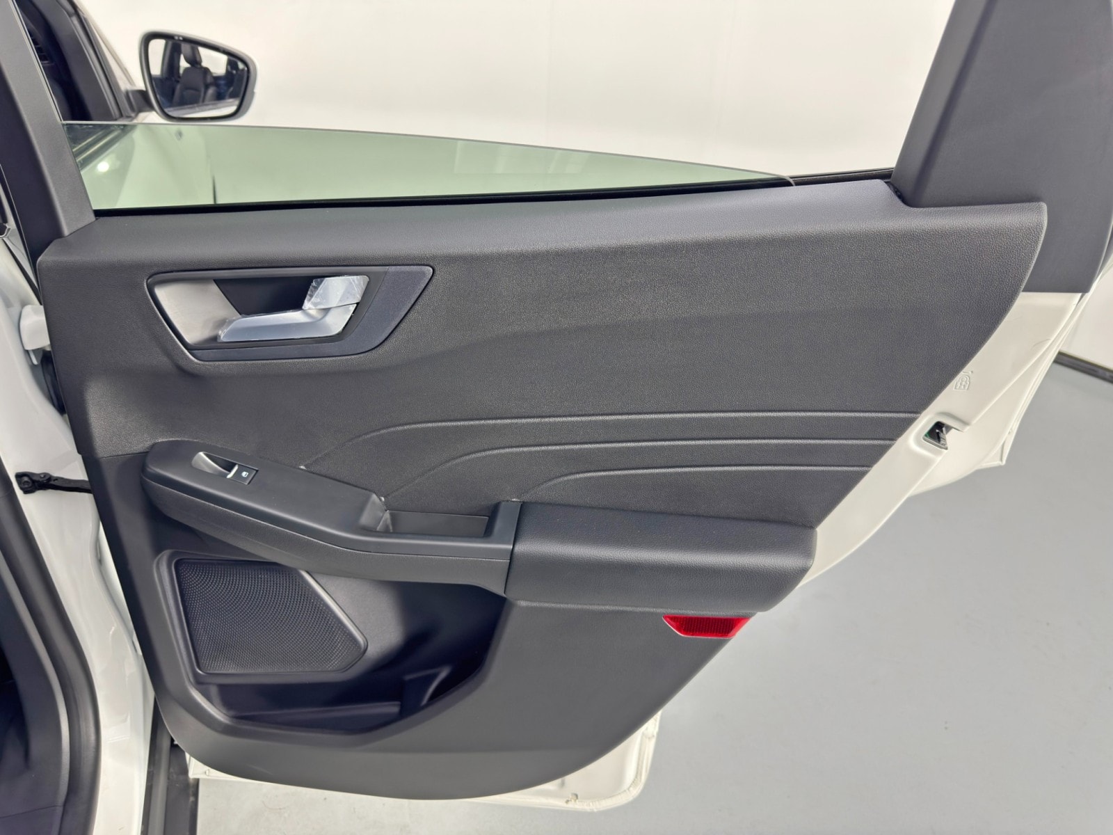 2024 Ford Escape ST-Line Select - Photo 39