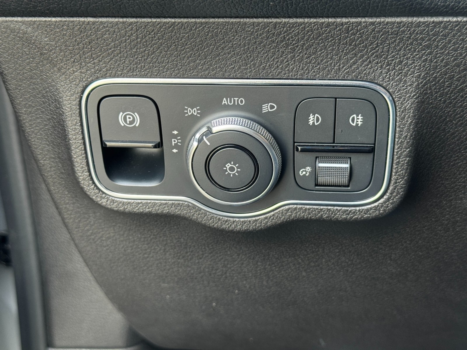 2021 Mercedes-Benz GLB Base - Photo 18