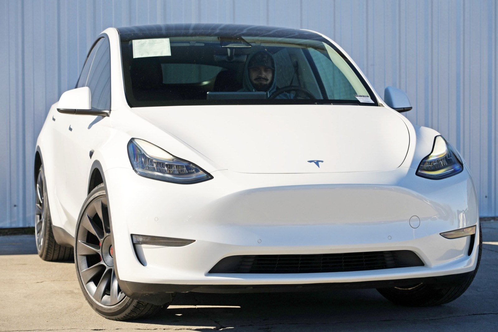 2021 Tesla Model Y Standard Range's photo