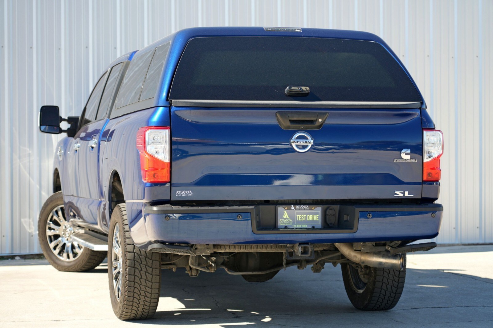 2016 Nissan Titan SL photo 3